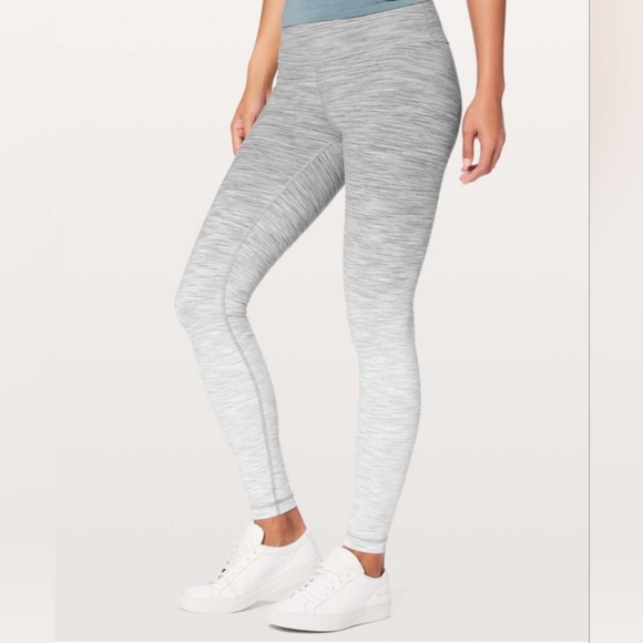 Lululemon Wunder Under Hi-Rise Tight Full-On Luon Size 4 - Picture 1 of 12